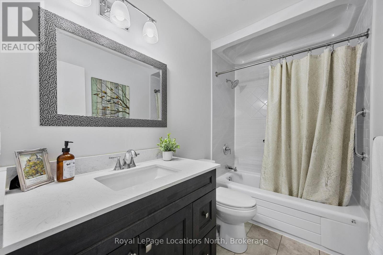 163 Collins Street, Collingwood, Ontario  L9Y 4L7 - Photo 20 - S12451781