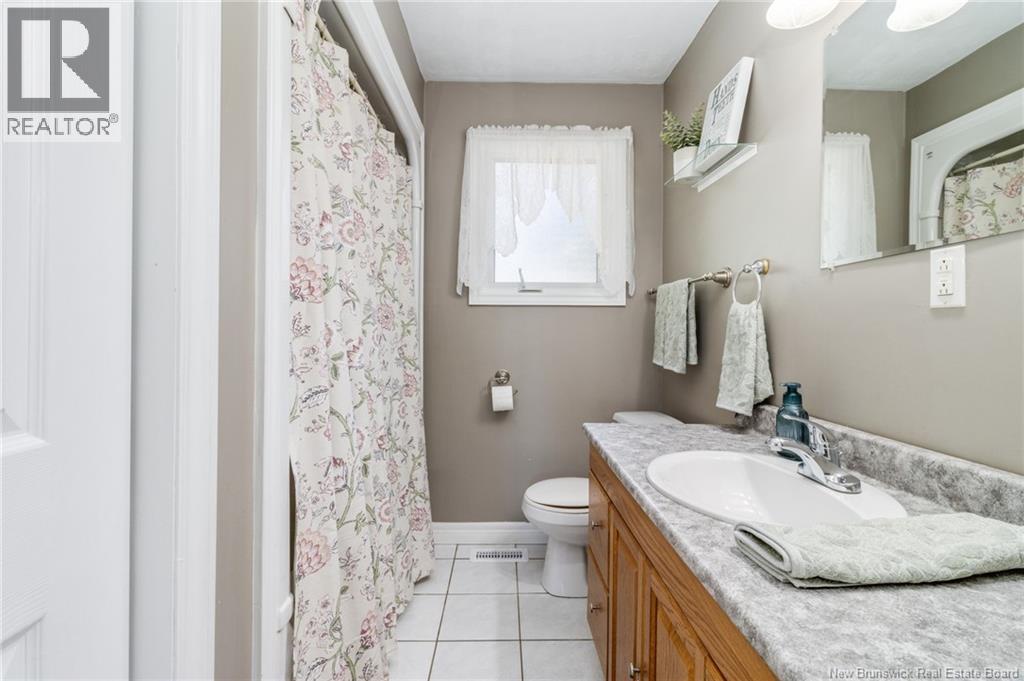 31 Finnamore Street, Oromocto, New Brunswick  E2V 2J9 - Photo 22 - NB128085