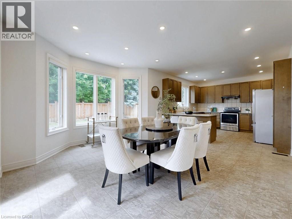 2238 Lyndhurst Drive, Oakville, Ontario  L6H 7V4 - Photo 18 - 40777404