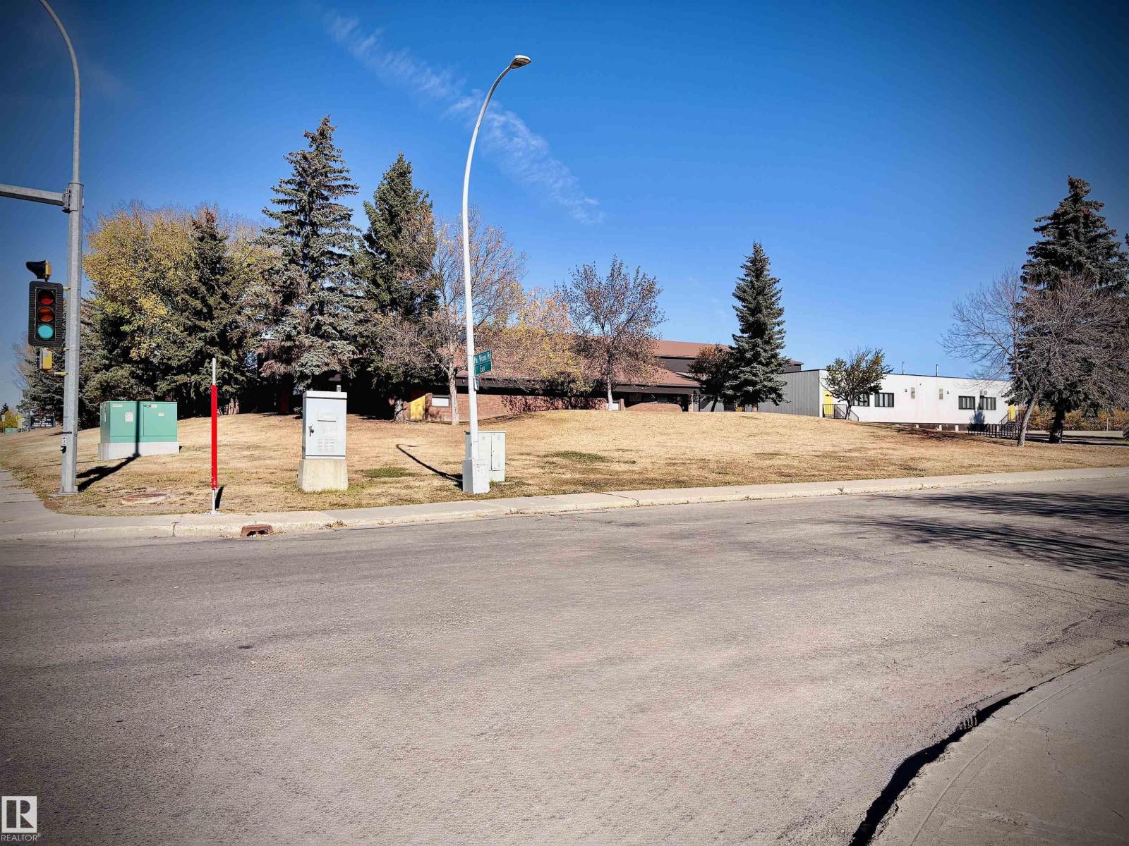 3557 Mill Woods Rd E Nw, Edmonton, Alberta  T6L 5M1 - Photo 56 - E4460742