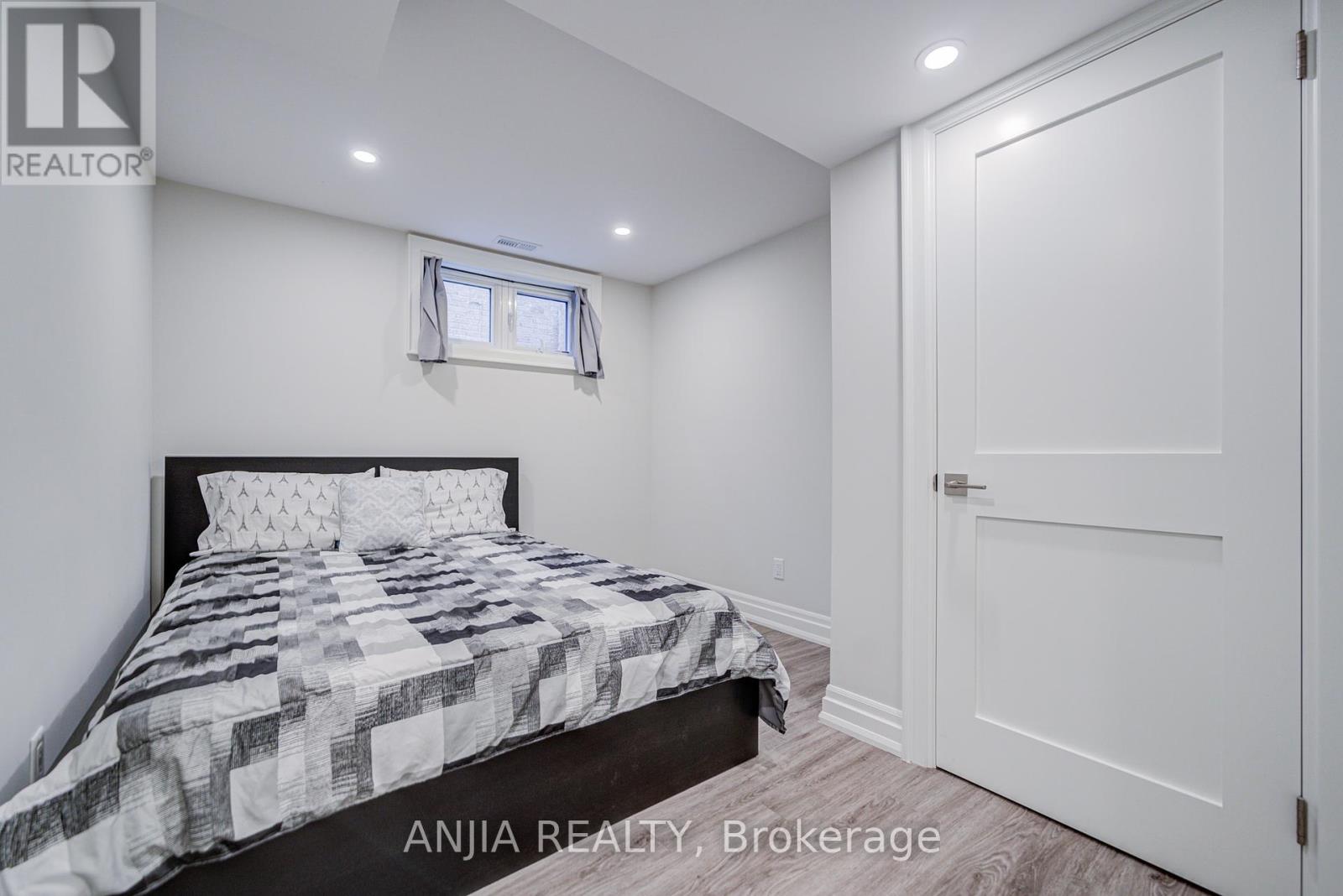 31 Holm Crescent, Markham (Aileen-Willowbrook), Ontario  L3T 5M4 - Photo 40 - N12451543