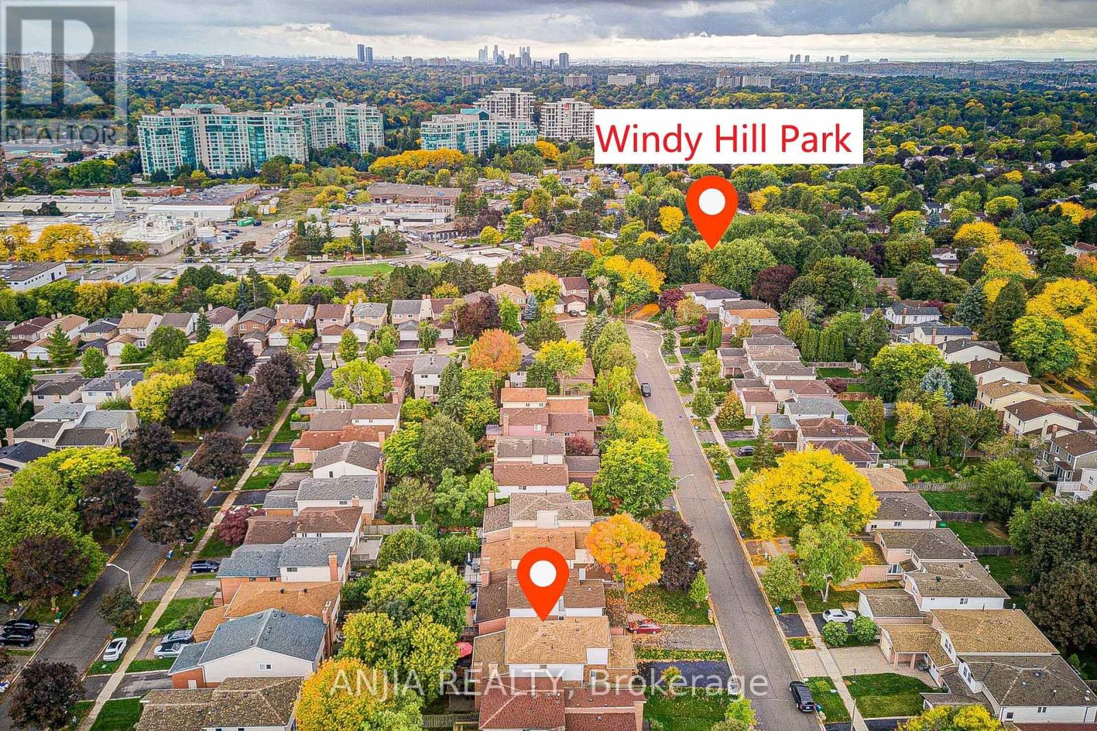 31 Holm Crescent, Markham (Aileen-Willowbrook), Ontario  L3T 5M4 - Photo 6 - N12451543