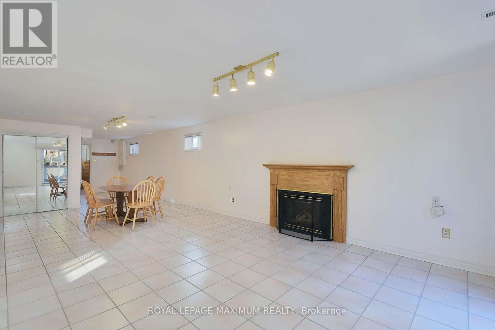 42 Kaiser Drive, Vaughan (West Woodbridge), Ontario  L4L 3V4 - Photo 26 - N12451547