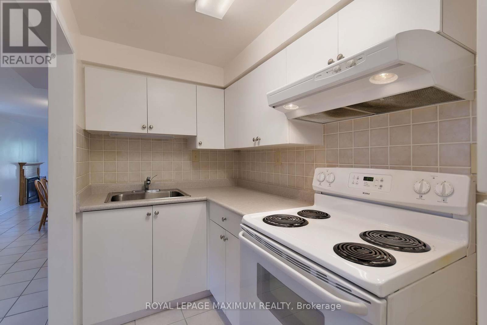42 Kaiser Drive, Vaughan (West Woodbridge), Ontario  L4L 3V4 - Photo 27 - N12451547