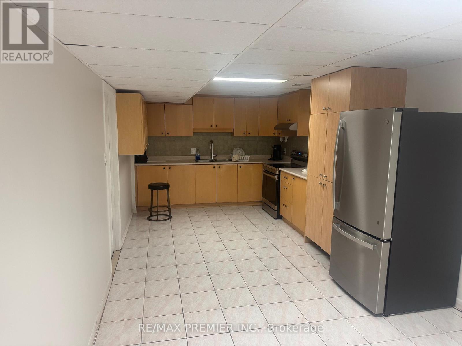 Bsmt - 135 Coronation Street, Vaughan, Ontario  L4L 6M6 - Photo 2 - N12451590