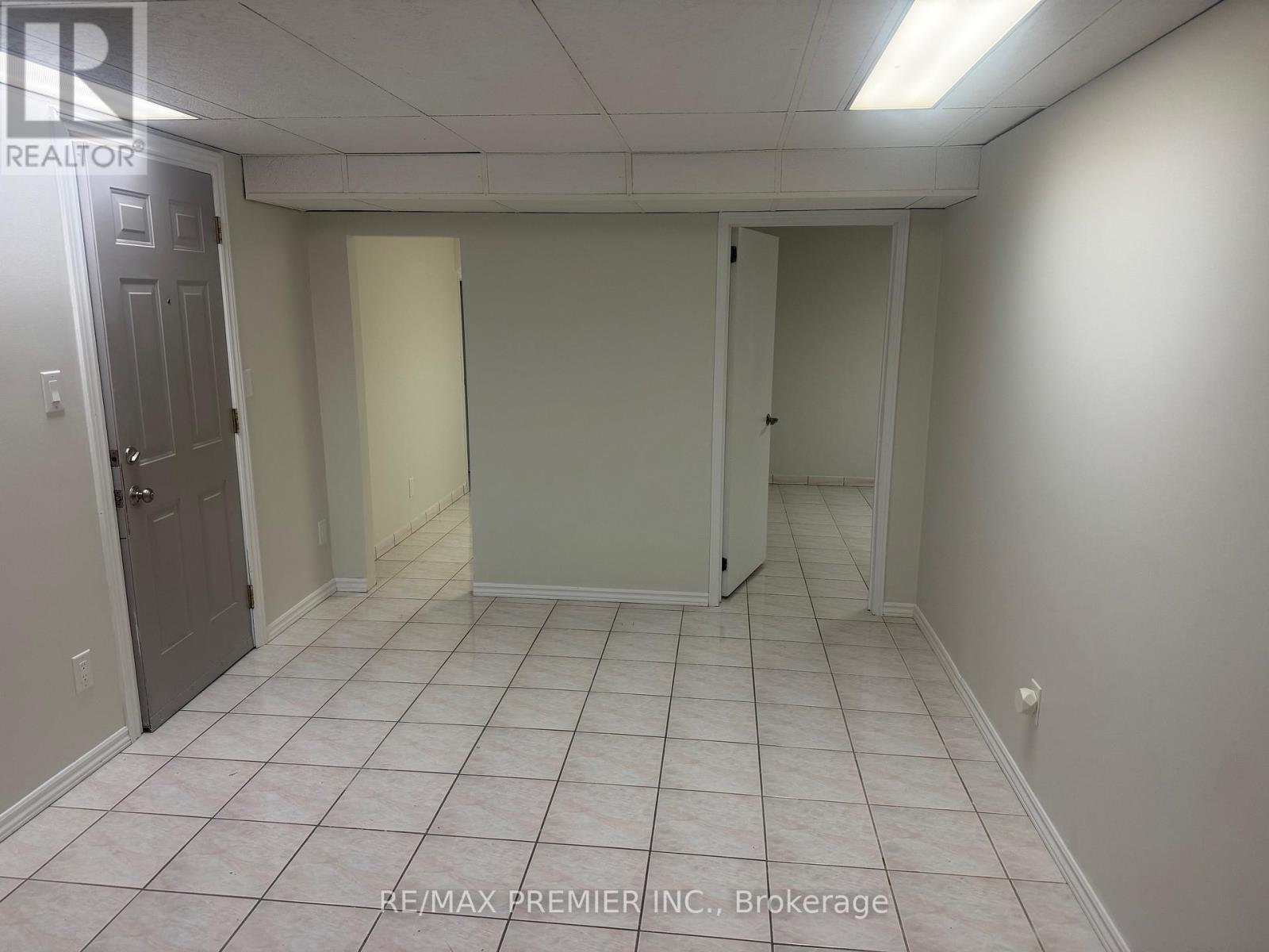 Bsmt - 135 Coronation Street, Vaughan, Ontario  L4L 6M6 - Photo 4 - N12451590