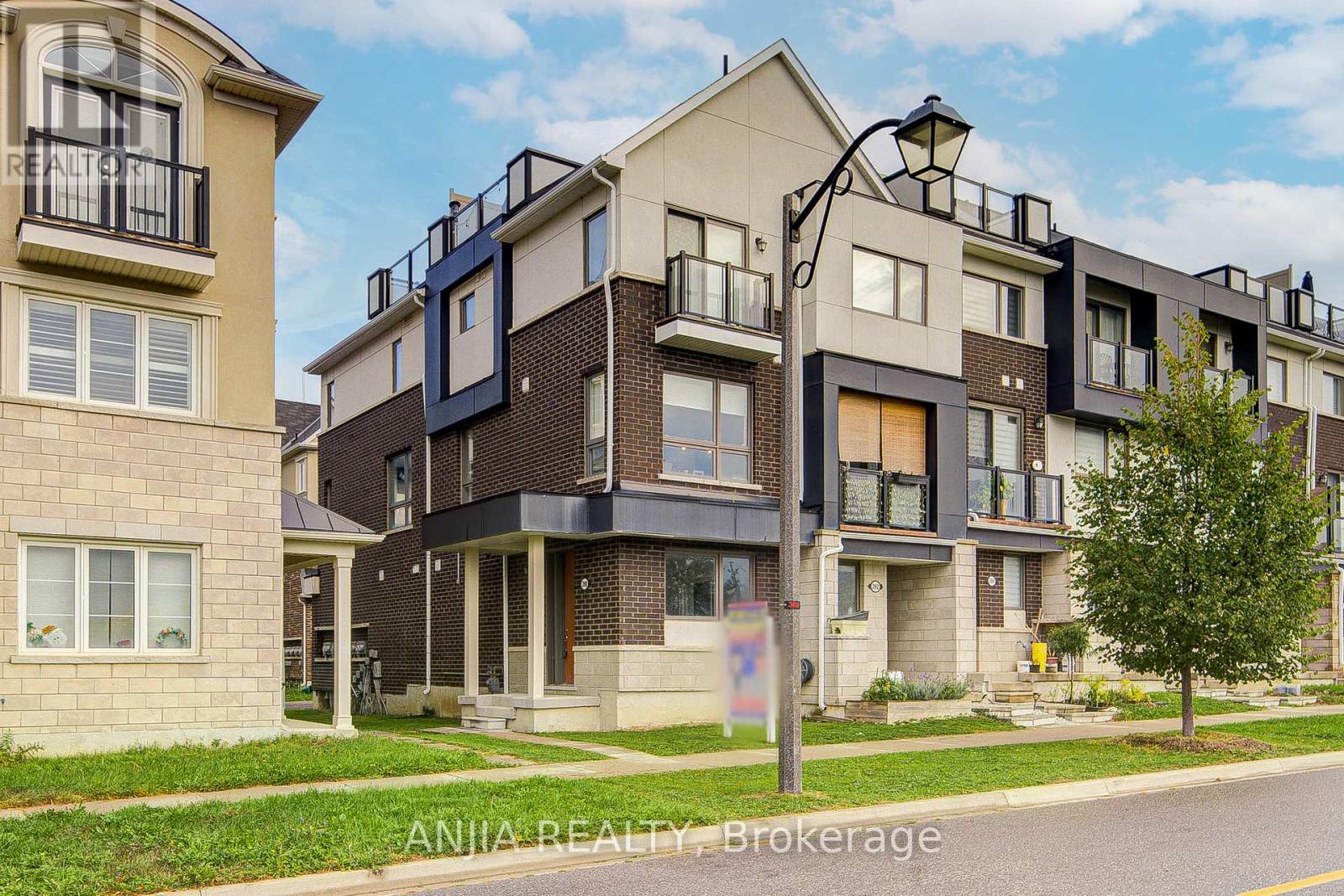 390 Arthur Bonner Avenue, Markham (Cornell), Ontario  L6B 1N1 - Photo 1 - N12451611