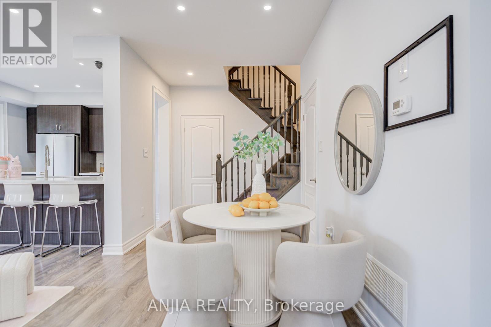 390 Arthur Bonner Avenue, Markham (Cornell), Ontario  L6B 1N1 - Photo 12 - N12451611