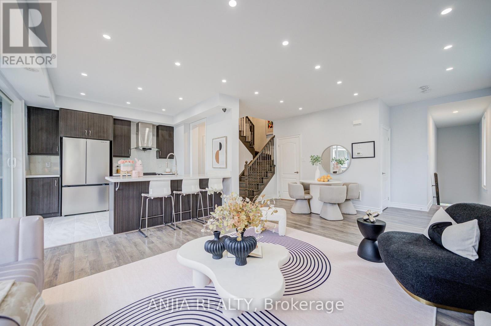 390 Arthur Bonner Avenue, Markham (Cornell), Ontario  L6B 1N1 - Photo 18 - N12451611