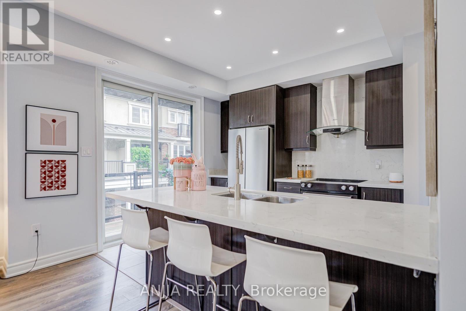 390 Arthur Bonner Avenue, Markham (Cornell), Ontario  L6B 1N1 - Photo 19 - N12451611