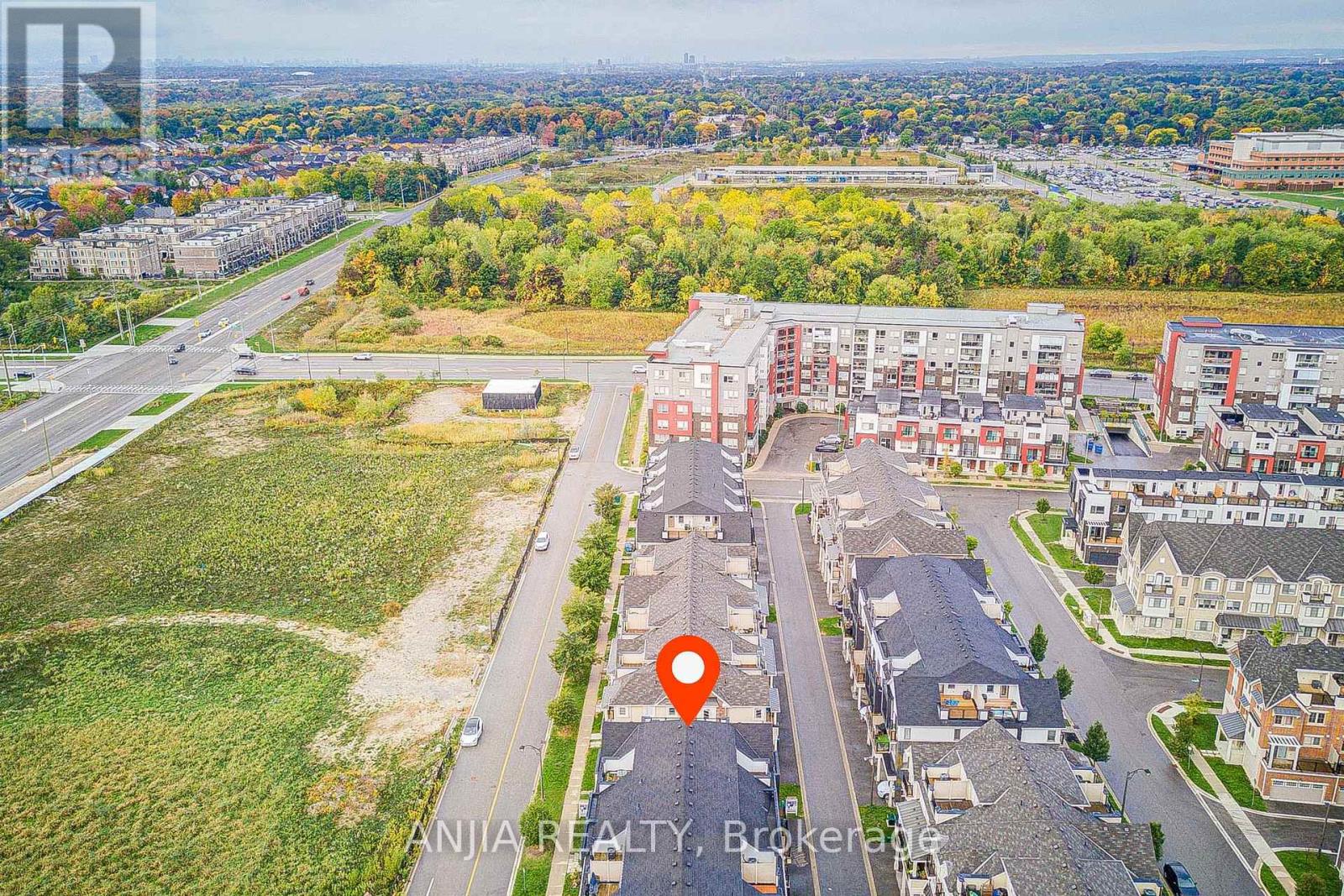 390 Arthur Bonner Avenue, Markham (Cornell), Ontario  L6B 1N1 - Photo 6 - N12451611