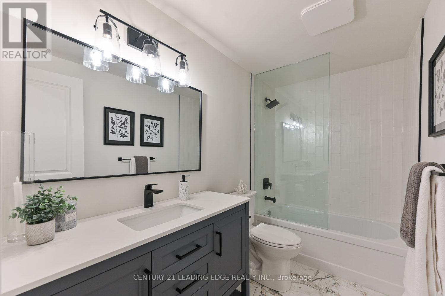 2 Bramble Way, Markham, Ontario  L3P 3V8 - Photo 30 - N12451679