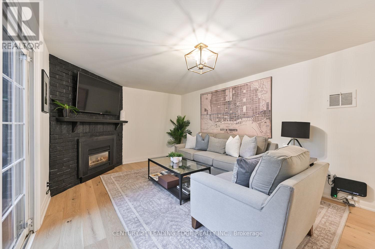 2 Bramble Way, Markham, Ontario  L3P 3V8 - Photo 37 - N12451679