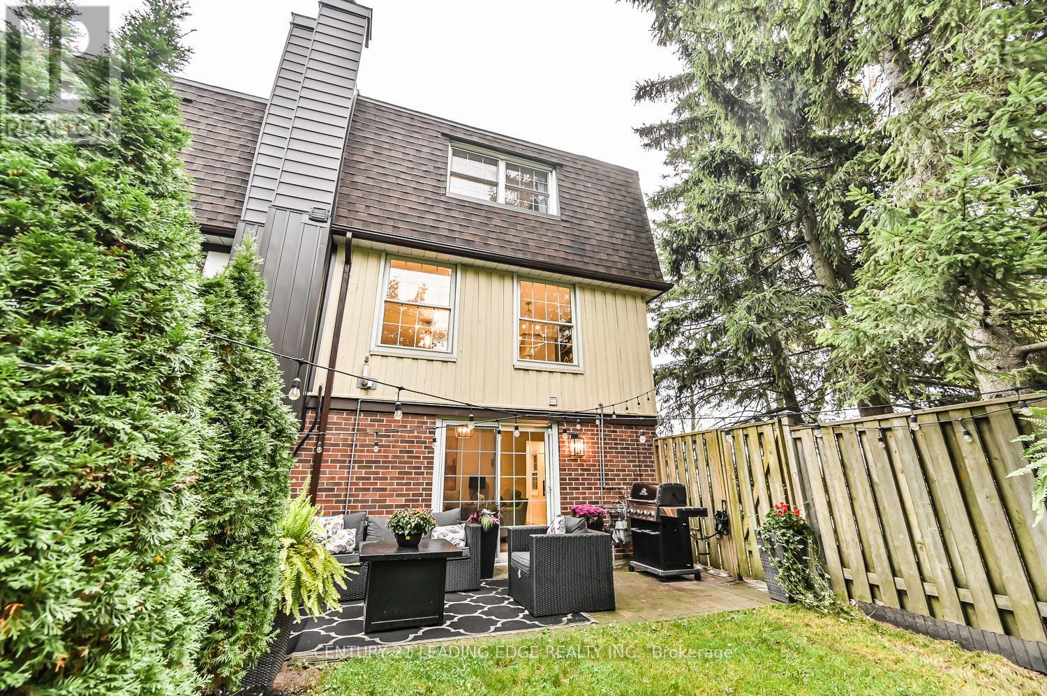 2 Bramble Way, Markham, Ontario  L3P 3V8 - Photo 42 - N12451679