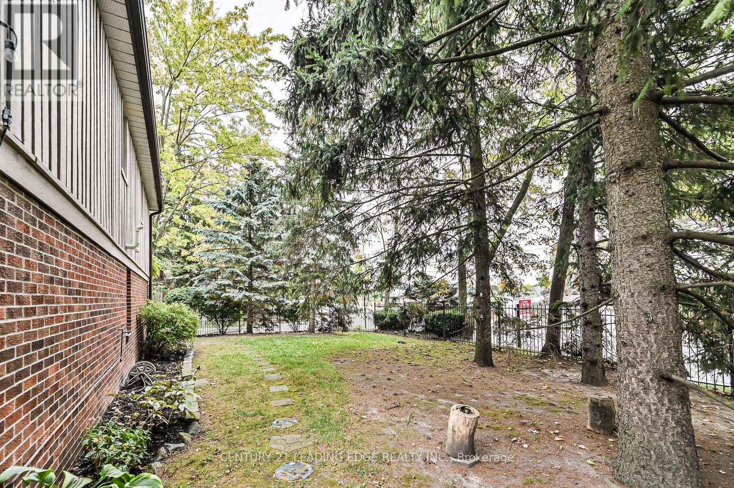 2 Bramble Way, Markham, Ontario  L3P 3V8 - Photo 44 - N12451679