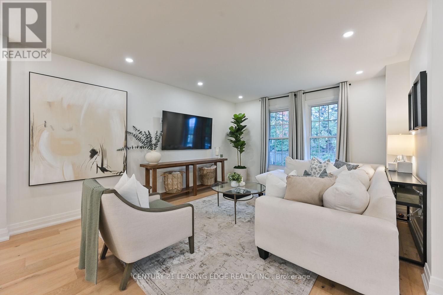 2 Bramble Way, Markham, Ontario  L3P 3V8 - Photo 8 - N12451679