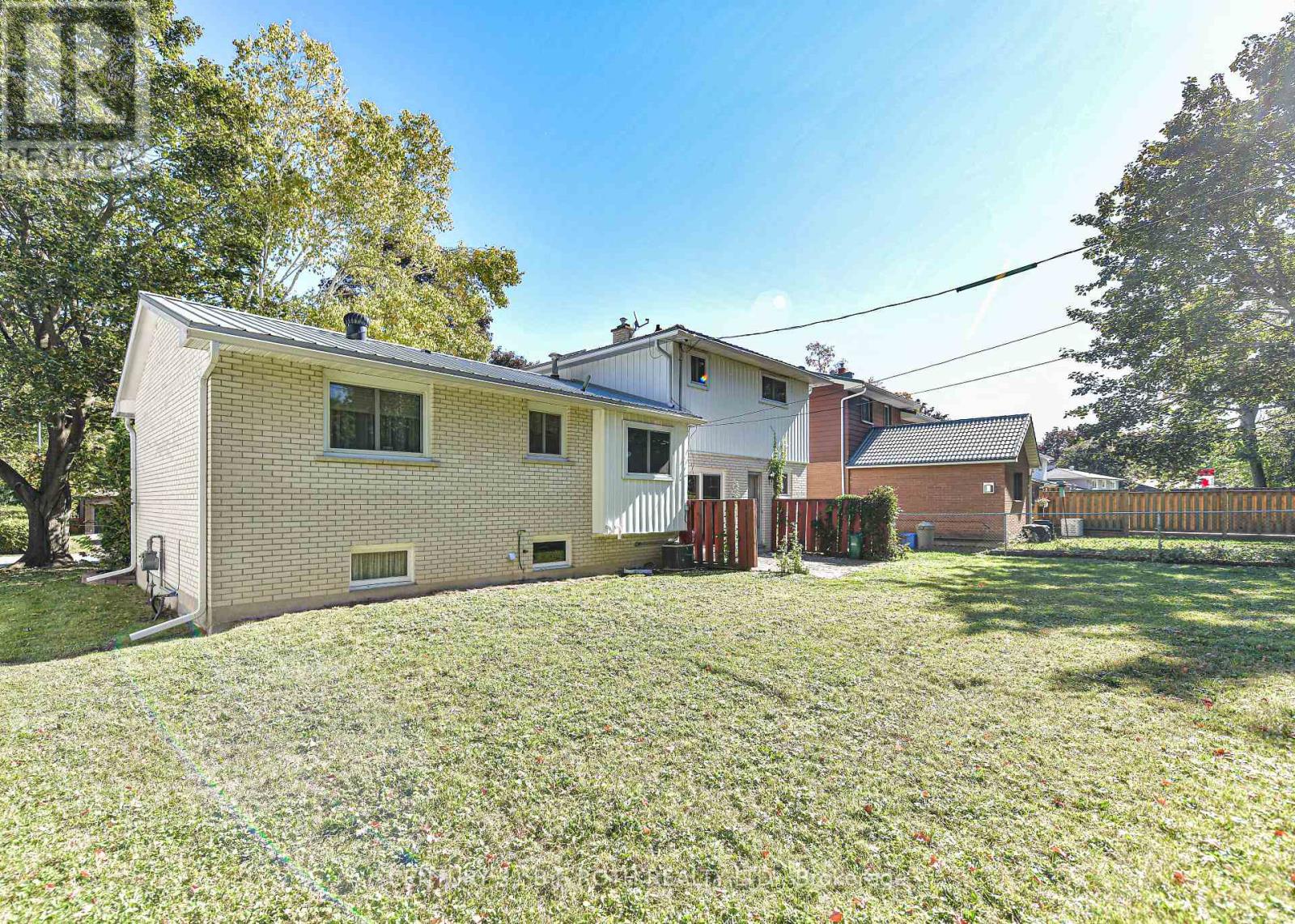 417 Harmon Road, Orillia, Ontario  L3V 2H3 - Photo 13 - S12451594