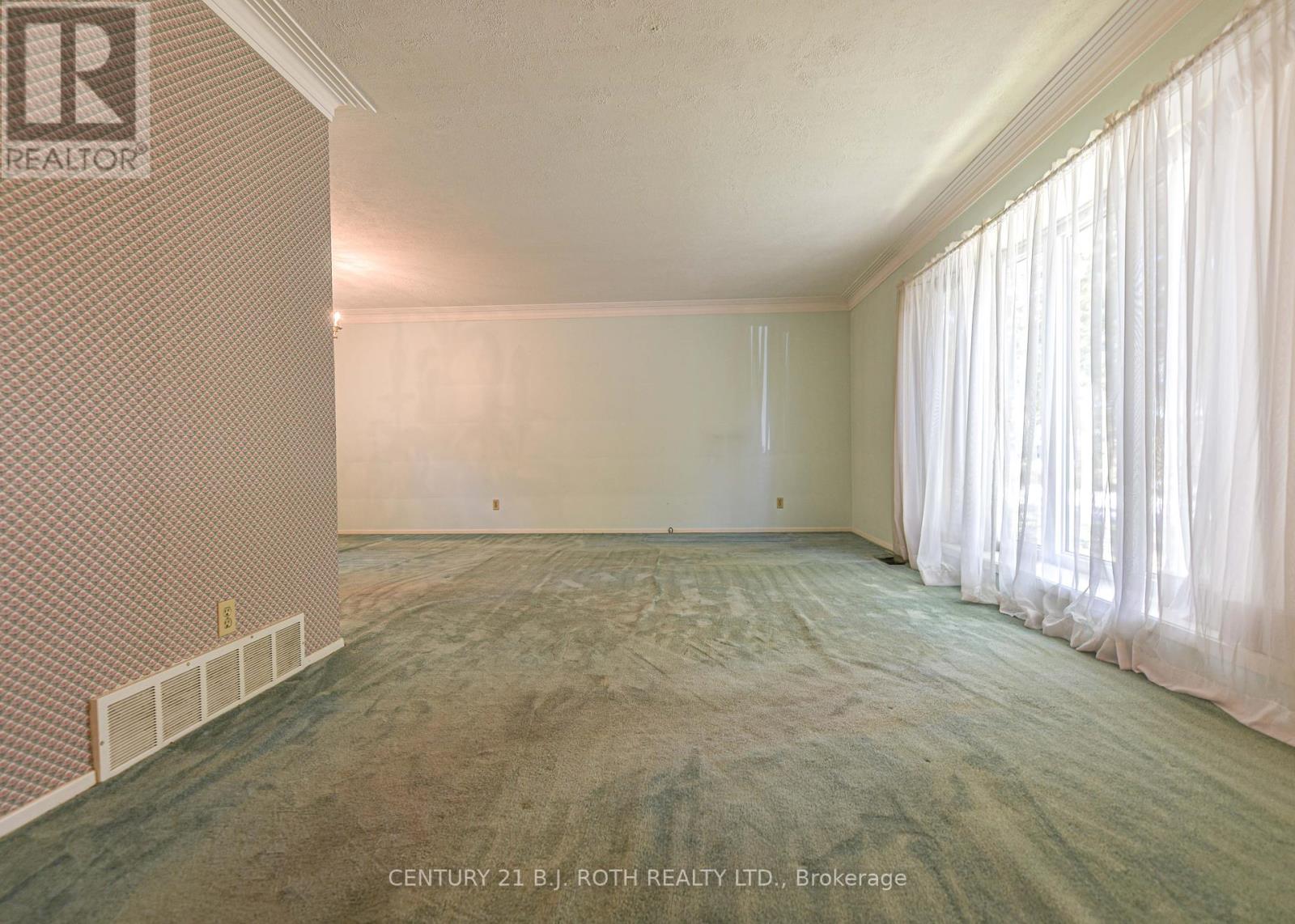 417 Harmon Road, Orillia, Ontario  L3V 2H3 - Photo 27 - S12451594