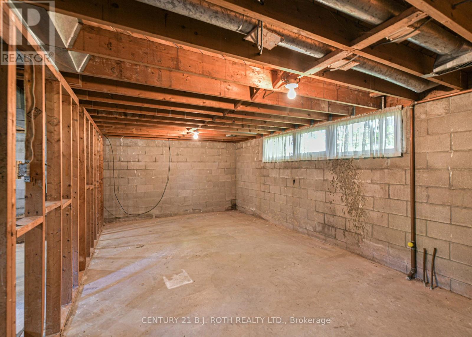 417 Harmon Road, Orillia, Ontario  L3V 2H3 - Photo 42 - S12451594