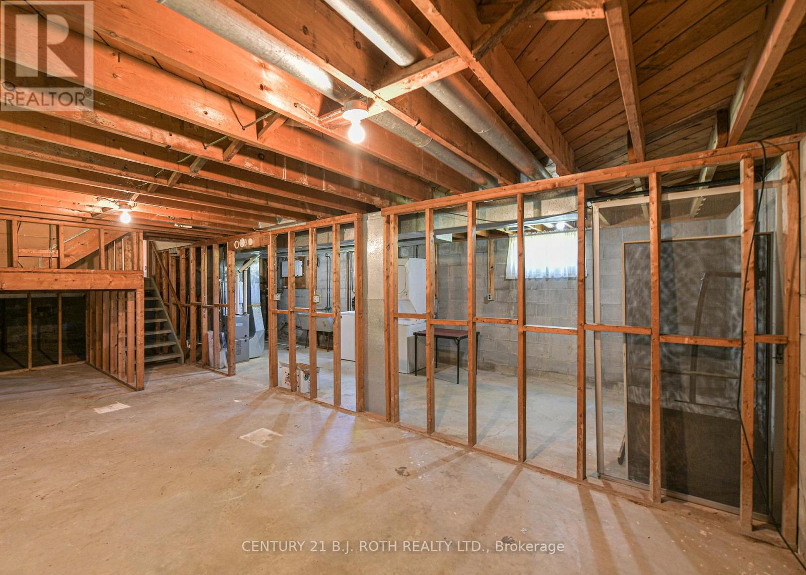 417 Harmon Road, Orillia, Ontario  L3V 2H3 - Photo 44 - S12451594