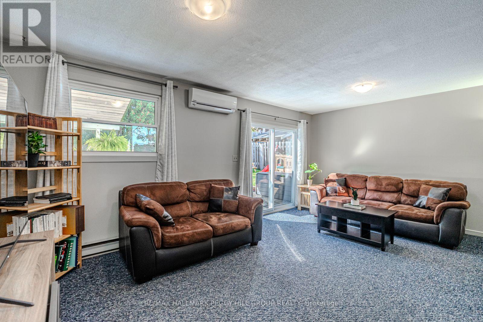 29 First Street, Orillia, Ontario  L3V 4A8 - Photo 6 - S12451648