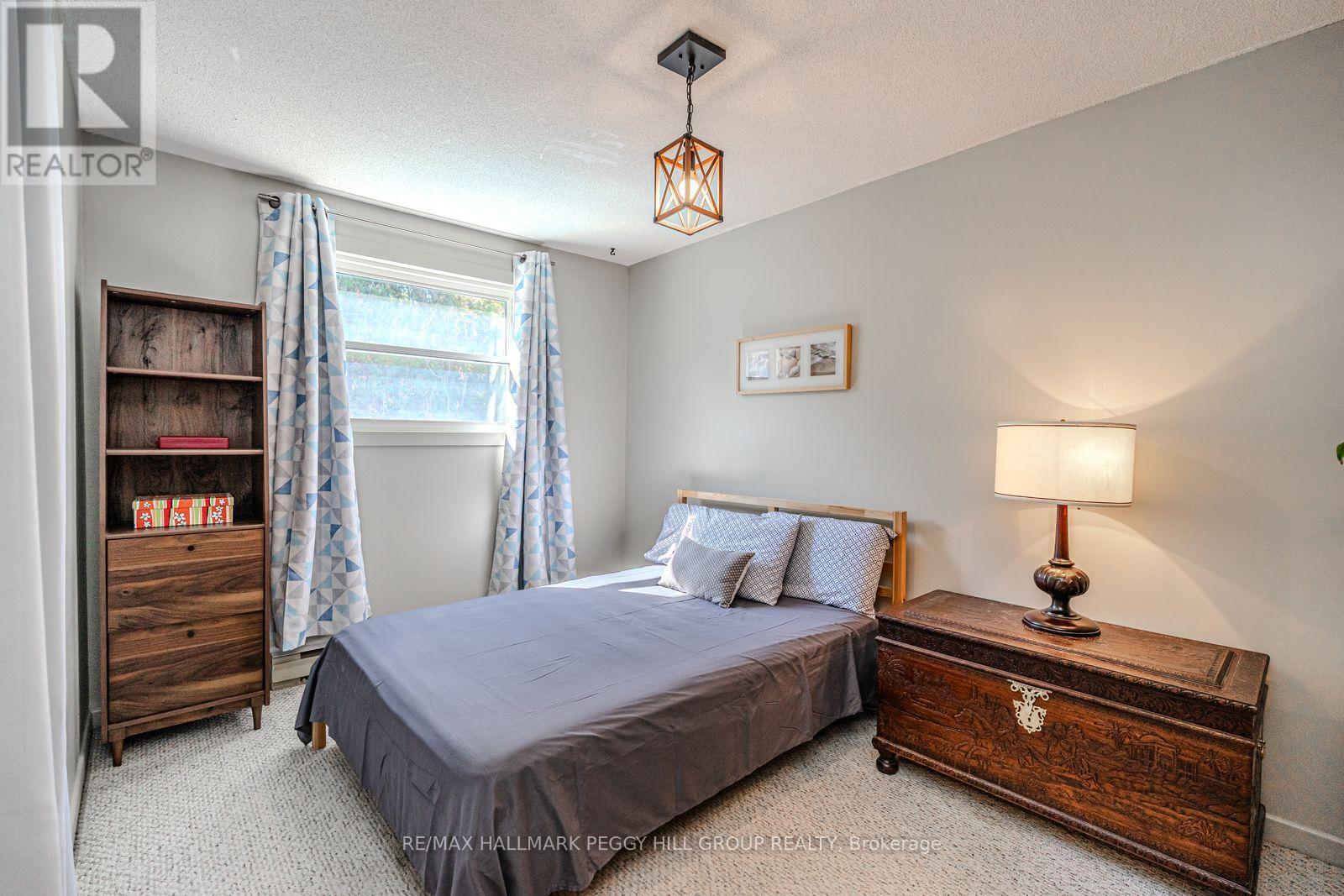 29 First Street, Orillia, Ontario  L3V 4A8 - Photo 7 - S12451648