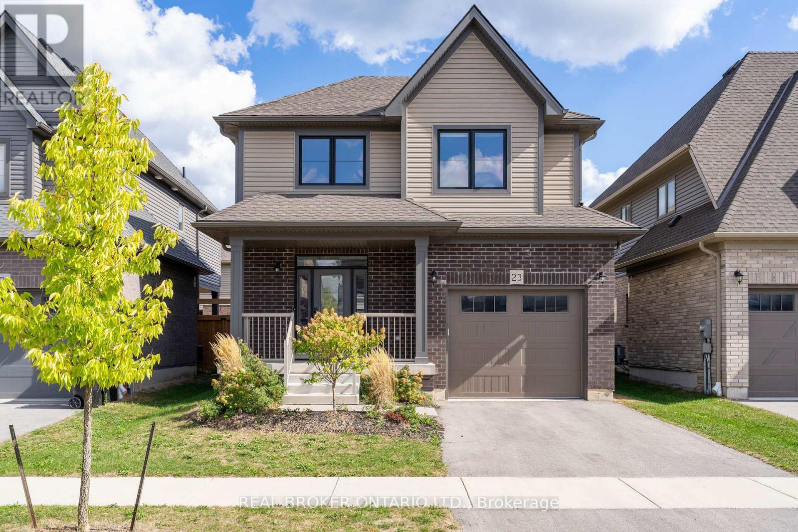 23 Kerr Street, Collingwood, Ontario  L9Y 4B6 - Photo 1 - S12451653