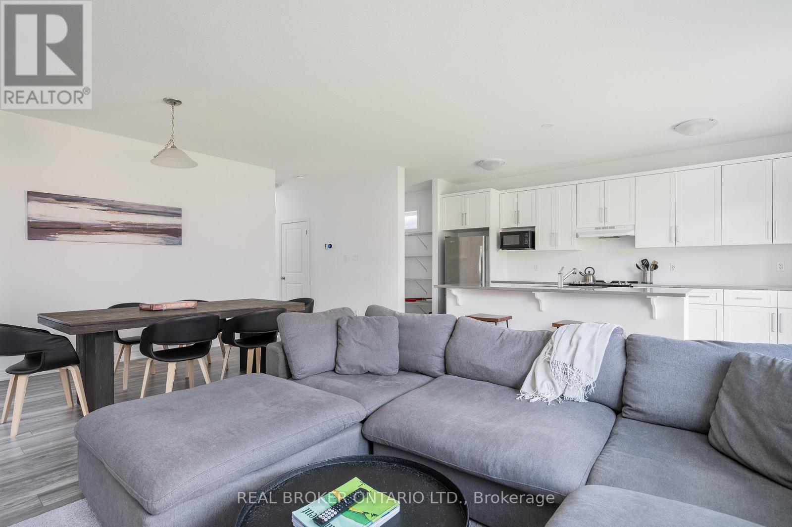23 Kerr Street, Collingwood, Ontario  L9Y 4B6 - Photo 11 - S12451653