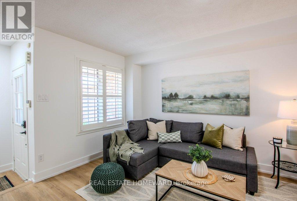 108 Hawthorne Crescent, Barrie, Ontario  L4N 9Y9 - Photo 7 - S12451664
