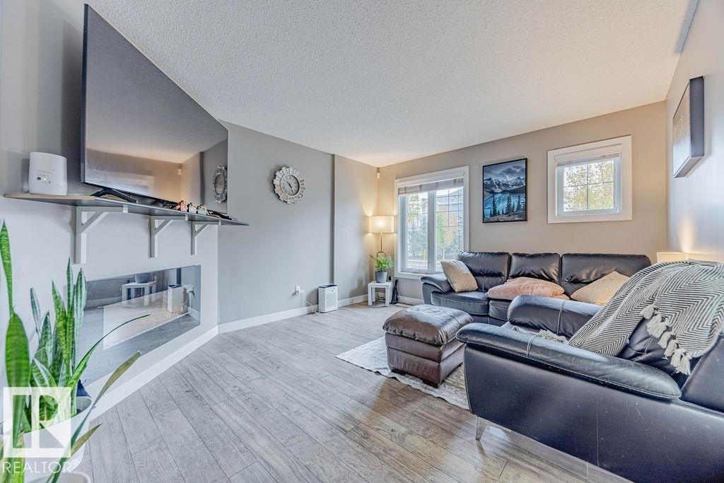7386 Edgemont Wy Nw, Edmonton, Alberta  T6M 0P4 - Photo 6 - E4461304