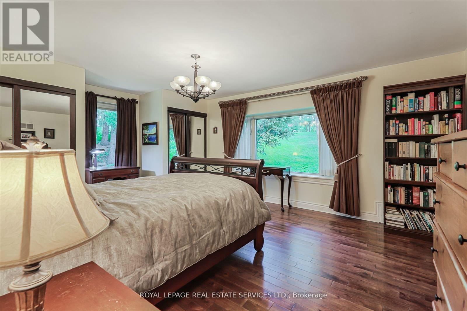 15624 Hurontario Street, Caledon, Ontario  L7C 2C4 - Photo 23 - W12451339