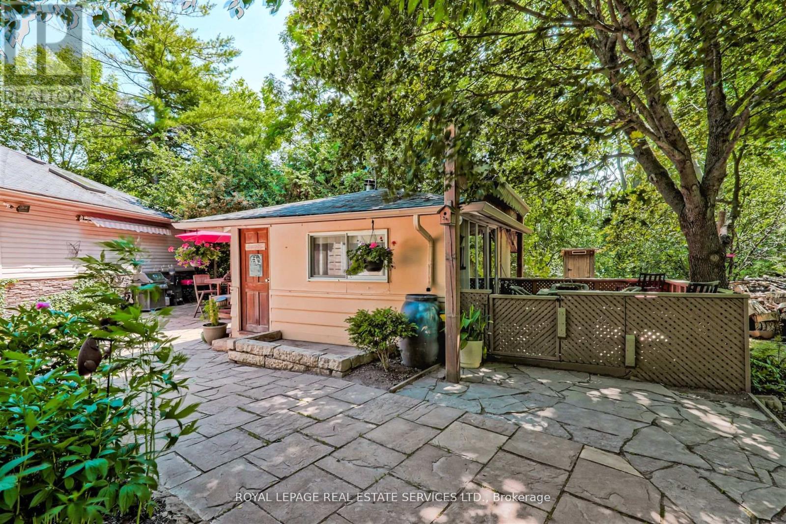 15624 Hurontario Street, Caledon, Ontario  L7C 2C4 - Photo 32 - W12451339