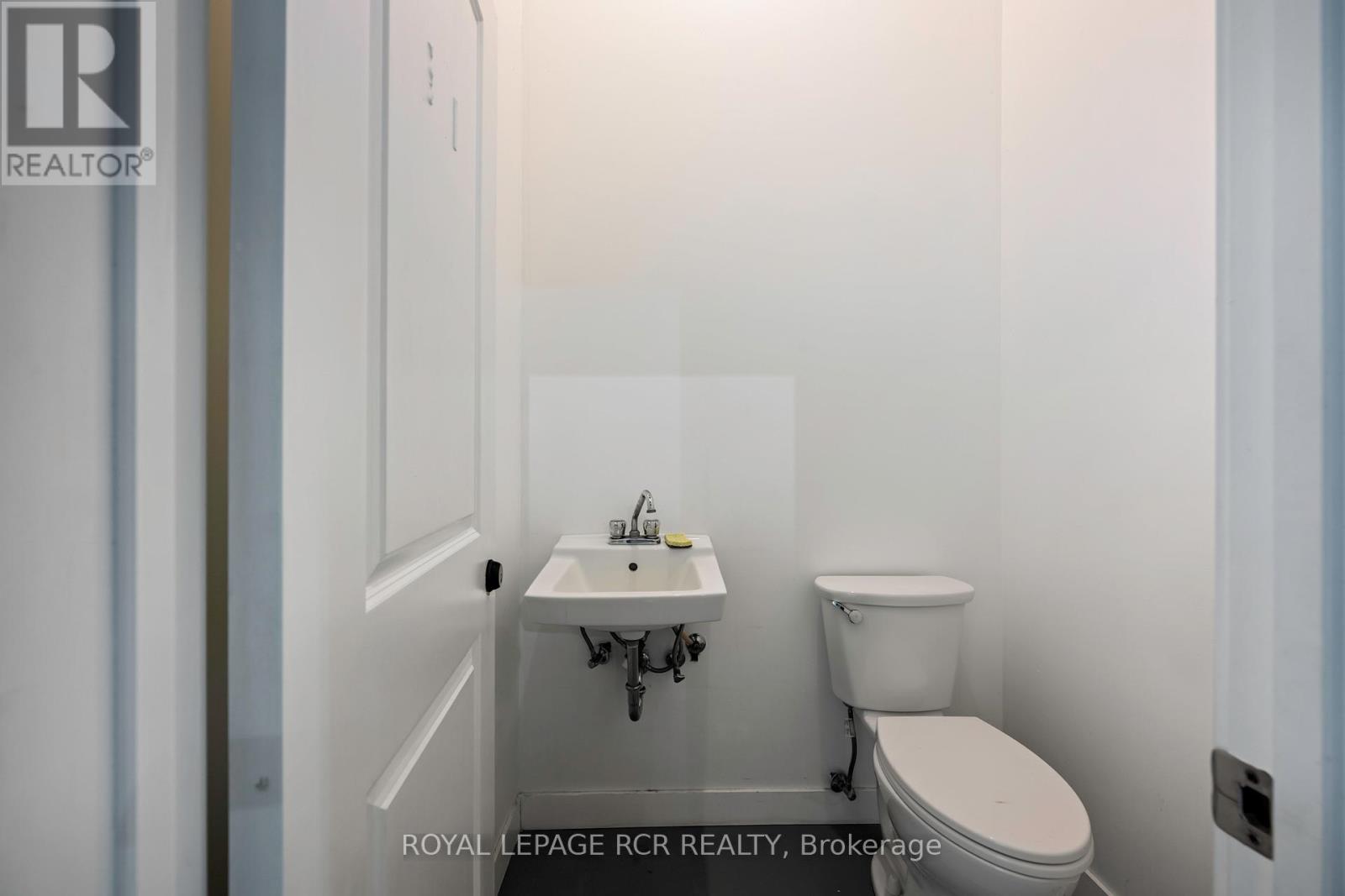 110 - 210 Broadway, Orangeville, Ontario  L9W 1K4 - Photo 14 - W12451525