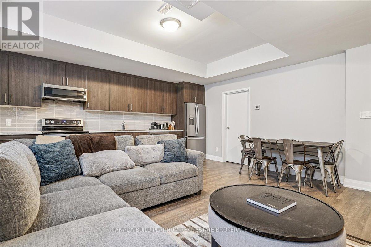 29 Gladmary Drive, Brampton, Ontario  L6Y 6K9 - Photo 36 - W12451549