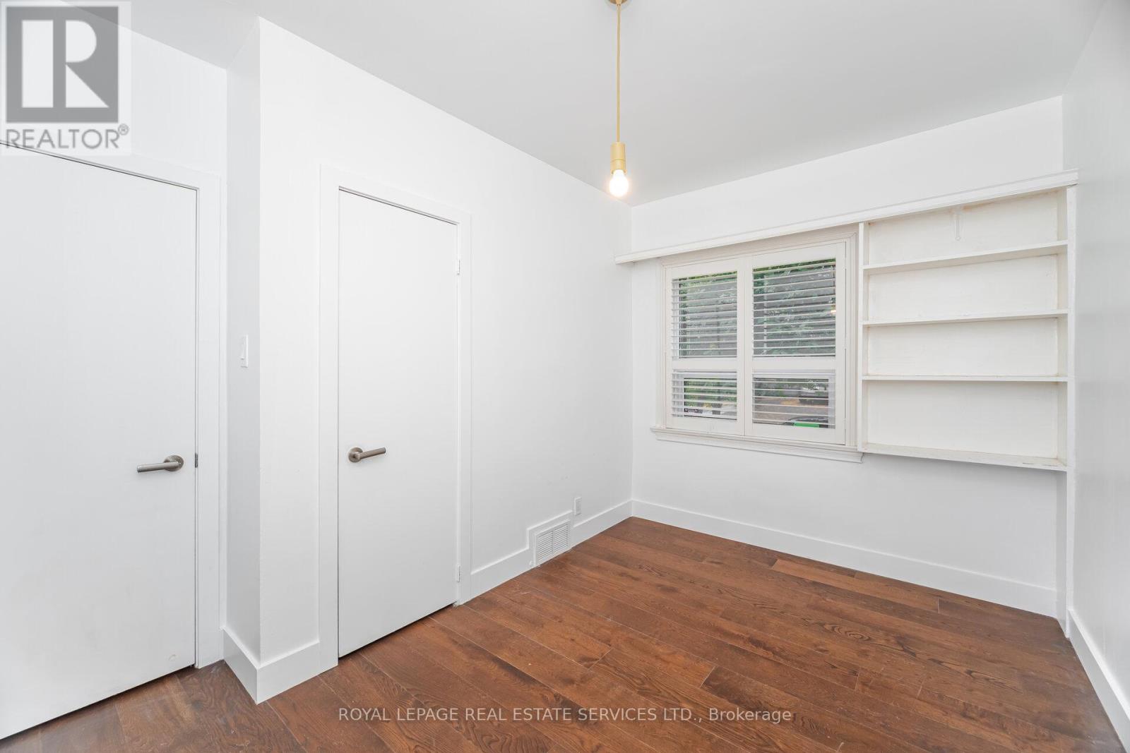 27 Lothian Avenue, Toronto, Ontario  M8Z 4J9 - Photo 16 - W12451557