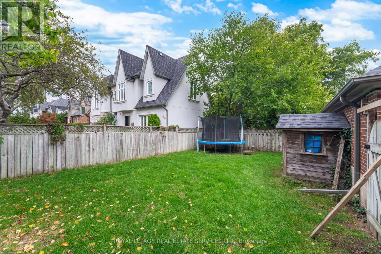 27 Lothian Avenue, Toronto, Ontario  M8Z 4J9 - Photo 31 - W12451557