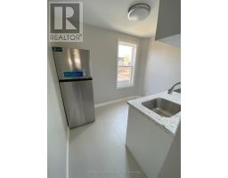UPPER - 479 MARGUERETTA STREET, Toronto, Ontario