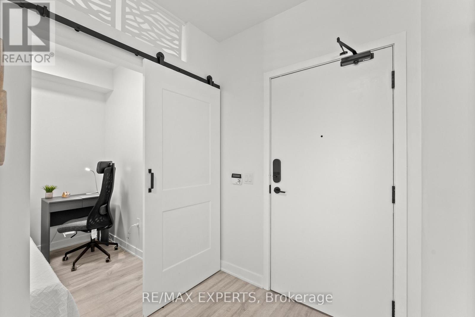 1506 - 4675 Metcalfe Avenue, Mississauga (Central Erin Mills), Ontario  L5M 0Z8 - Photo 12 - W12451572