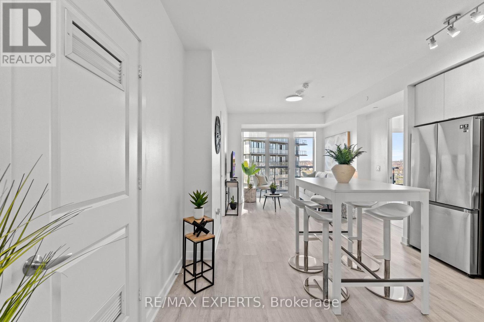 1506 - 4675 Metcalfe Avenue, Mississauga (Central Erin Mills), Ontario  L5M 0Z8 - Photo 14 - W12451572