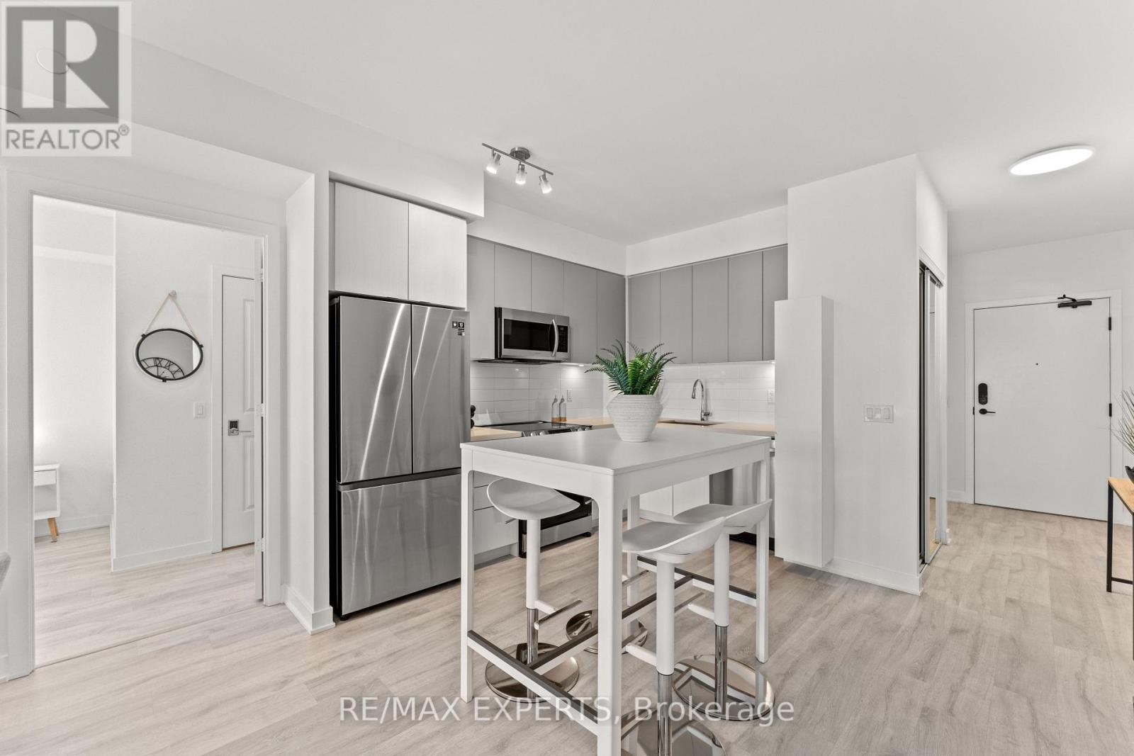 1506 - 4675 Metcalfe Avenue, Mississauga (Central Erin Mills), Ontario  L5M 0Z8 - Photo 17 - W12451572