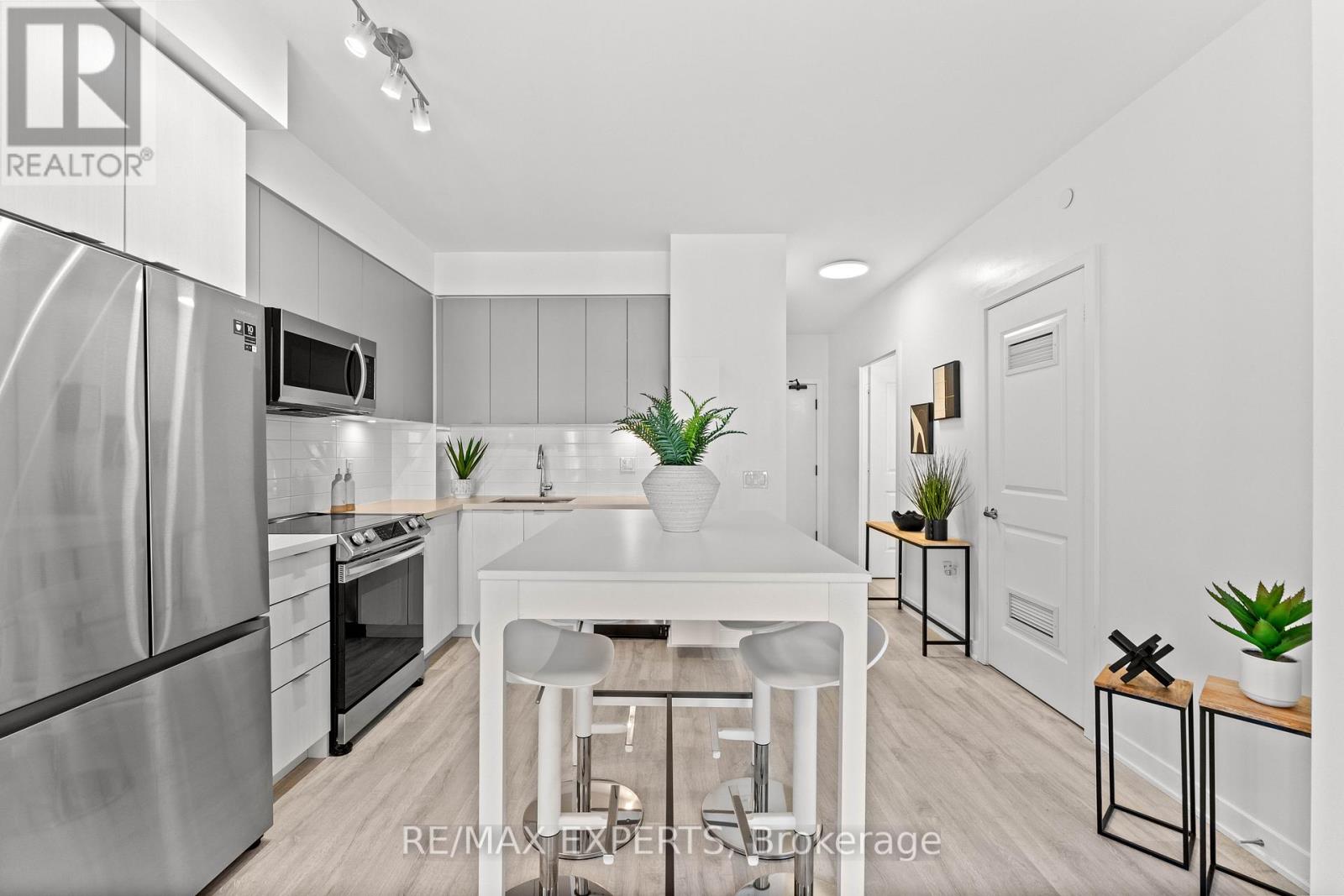1506 - 4675 Metcalfe Avenue, Mississauga (Central Erin Mills), Ontario  L5M 0Z8 - Photo 18 - W12451572