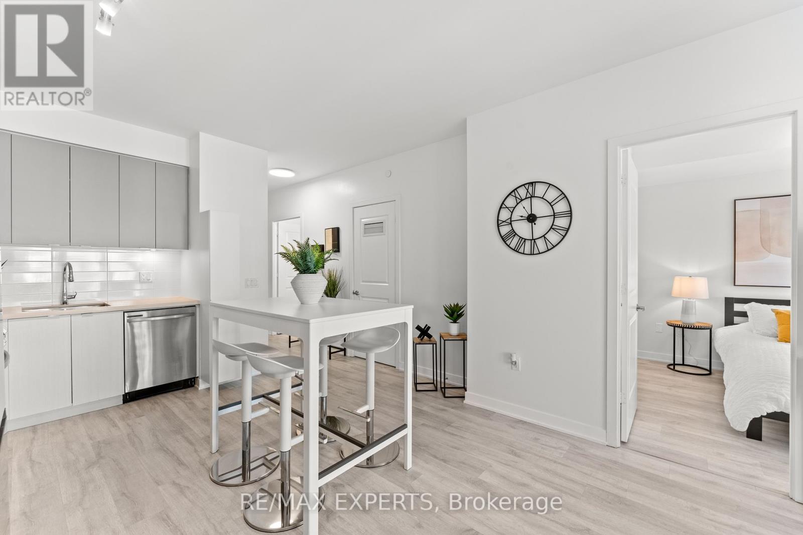 1506 - 4675 Metcalfe Avenue, Mississauga (Central Erin Mills), Ontario  L5M 0Z8 - Photo 19 - W12451572