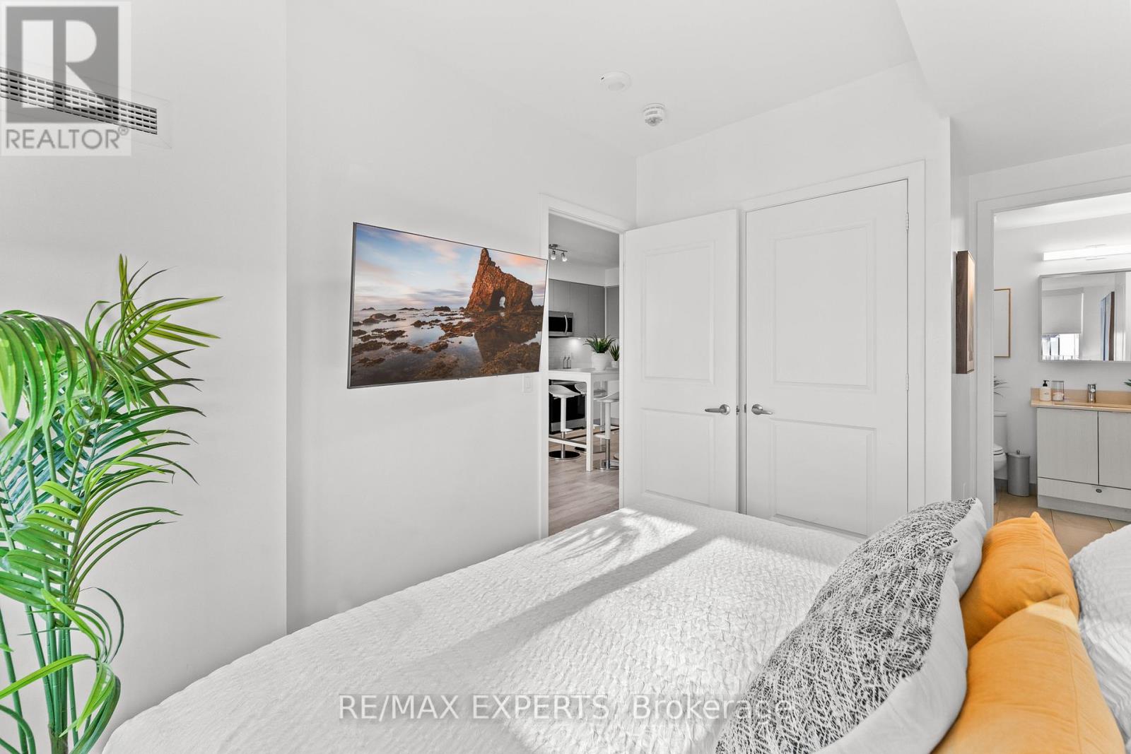 1506 - 4675 Metcalfe Avenue, Mississauga (Central Erin Mills), Ontario  L5M 0Z8 - Photo 30 - W12451572