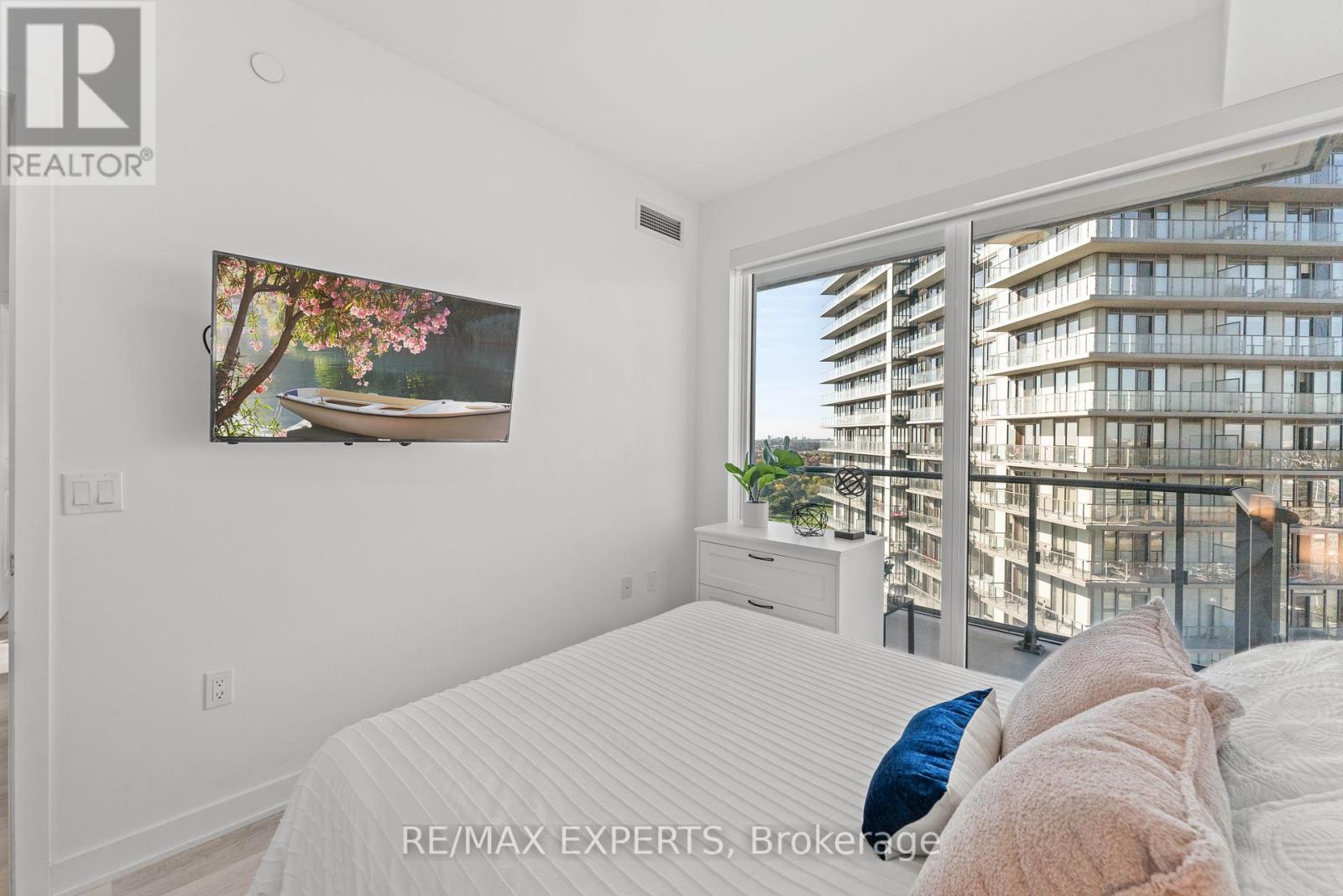 1506 - 4675 Metcalfe Avenue, Mississauga (Central Erin Mills), Ontario  L5M 0Z8 - Photo 36 - W12451572