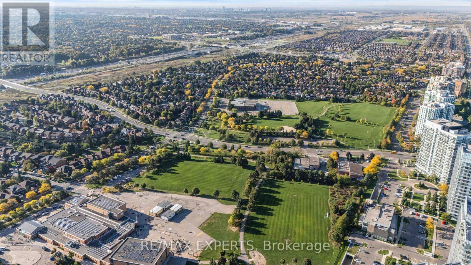 1506 - 4675 Metcalfe Avenue, Mississauga (Central Erin Mills), Ontario  L5M 0Z8 - Photo 45 - W12451572