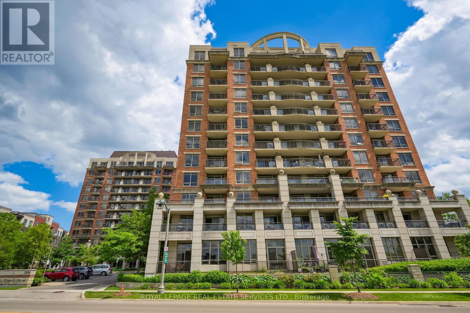 209 - 2379 Central Park Drive, Oakville (Ro River Oaks), Ontario  L6H 0E3 - Photo 1 - W12451578