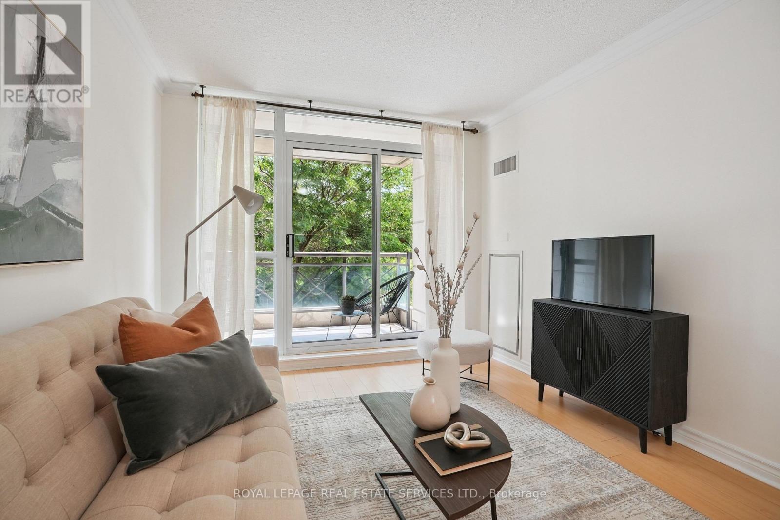 209 - 2379 Central Park Drive, Oakville (Ro River Oaks), Ontario  L6H 0E3 - Photo 10 - W12451578