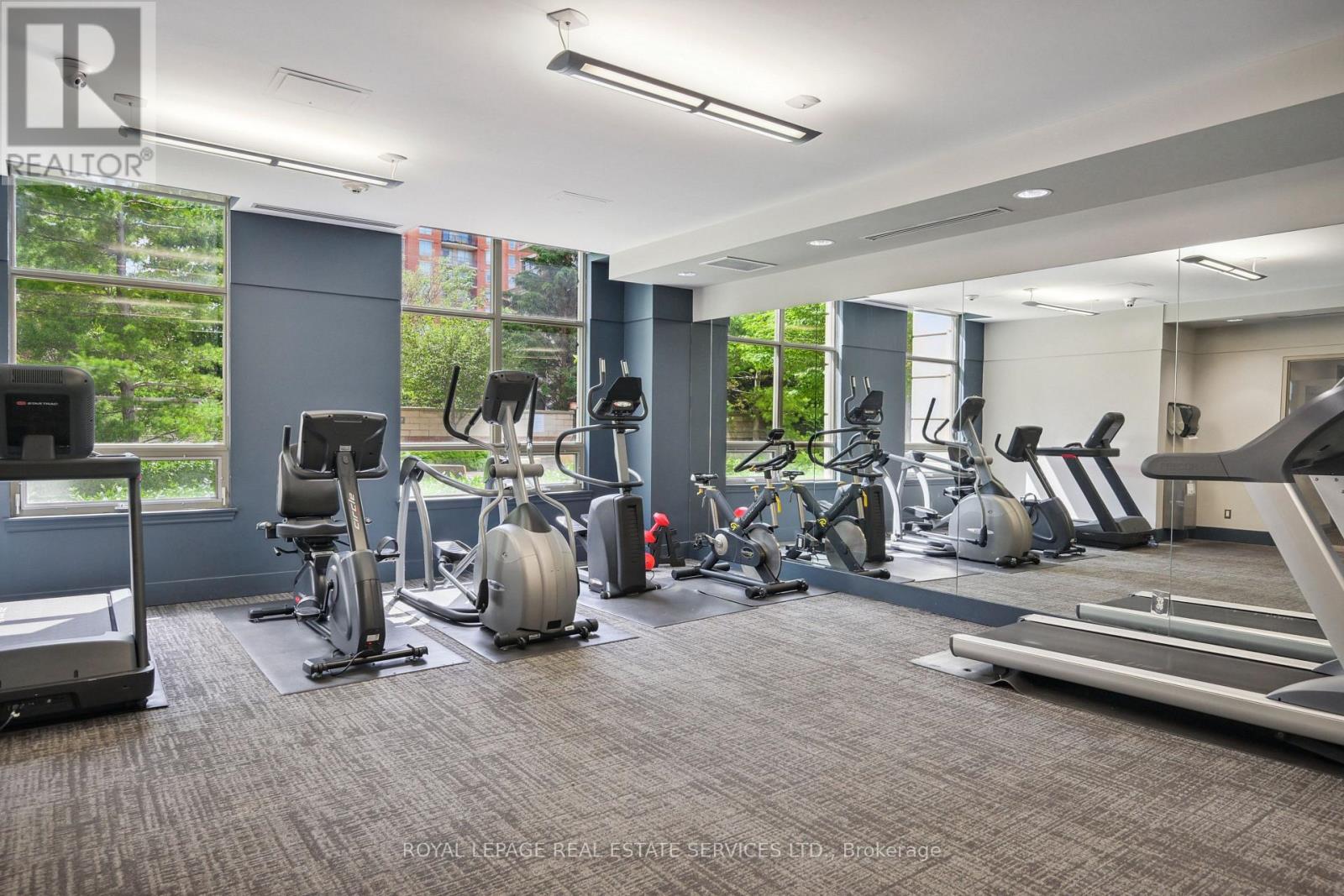 209 - 2379 Central Park Drive, Oakville (Ro River Oaks), Ontario  L6H 0E3 - Photo 33 - W12451578