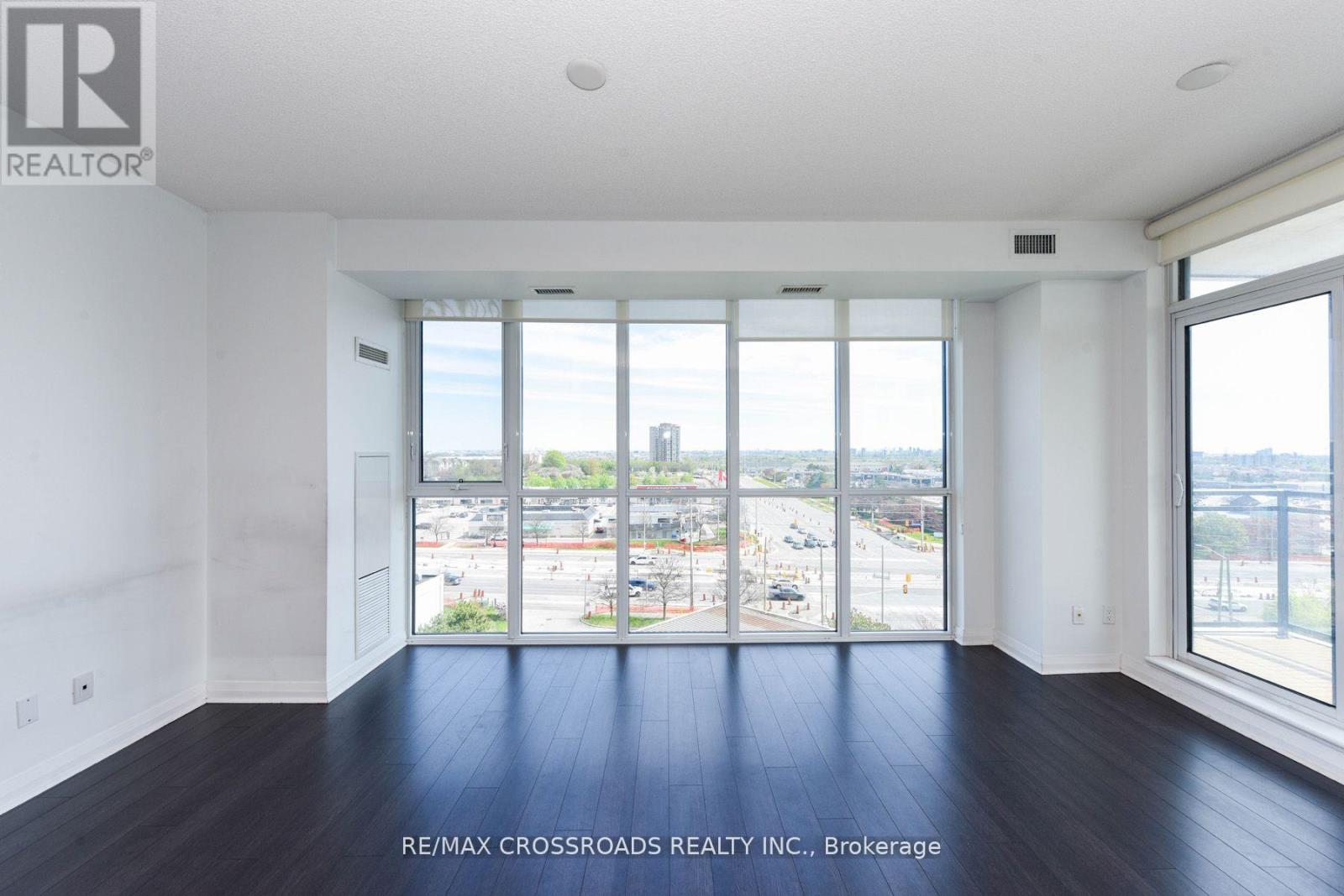 807 - 55 Eglinton Avenue W, Mississauga, Ontario  L5R 3P5 - Photo 15 - W12451580