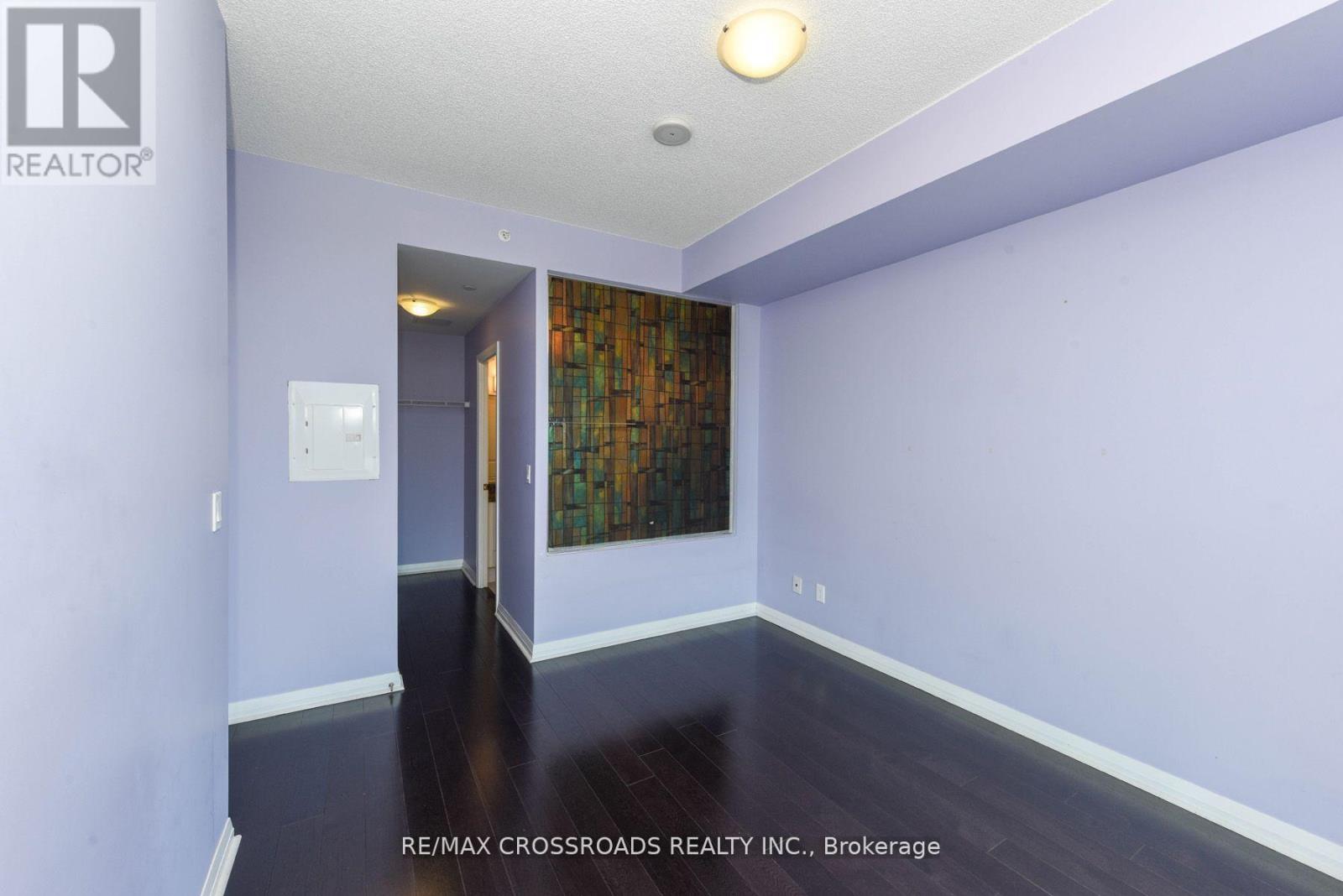 807 - 55 Eglinton Avenue W, Mississauga, Ontario  L5R 3P5 - Photo 19 - W12451580